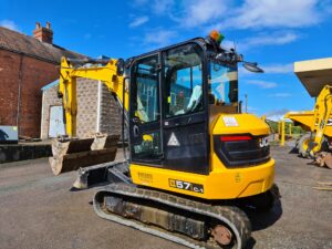 2020 JCB 57C-1, Hydraulic quick hitch, Piped for attachments, 3 x Buckets, Only 1250 hours-image