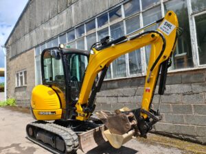 2022 JCB 8026CTS, Hydraulic Quick hitch, Piped for attachments, C/V's, 3 x Buckets, Only 786 hours.-image